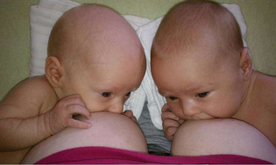 exclusively breastfeeding twins